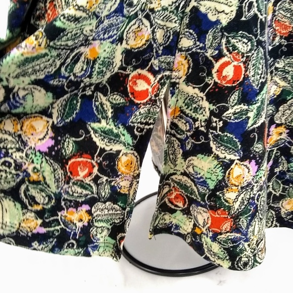 New Without Tags LuLaRoe Women's Short Sleeve Graphic Top X-Small - Picture 5 of 6